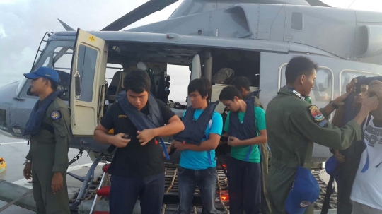 Aksi TNI jemput 4 korban sandera Abu Sayyaf di Laut Filipina