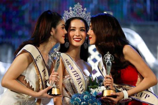 Jiratchaya Sirimongkolnawin, pemenang Miss Tiffany Universe 2016