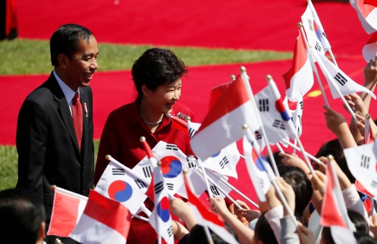 Kehebohan sambut Jokowi di istana kepresidenan Korea Selatan