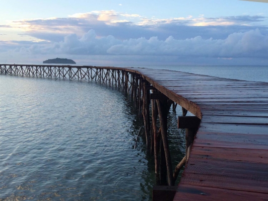 Menikmati keindahan alam Raja Ampat