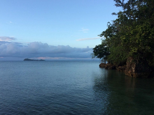 Menikmati keindahan alam Raja Ampat