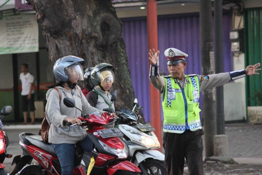 Ini sosok Bripka Seladi, polisi merangkap pemulung di Kota Malang