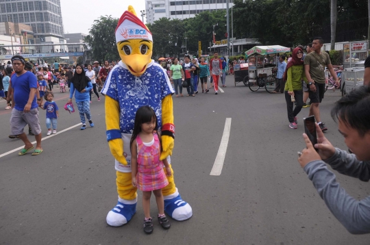 Maskot Indonesia Open 2016 meriahkan Car Free Day di Bundaran HI