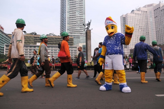 Maskot Indonesia Open 2016 meriahkan Car Free Day di Bundaran HI