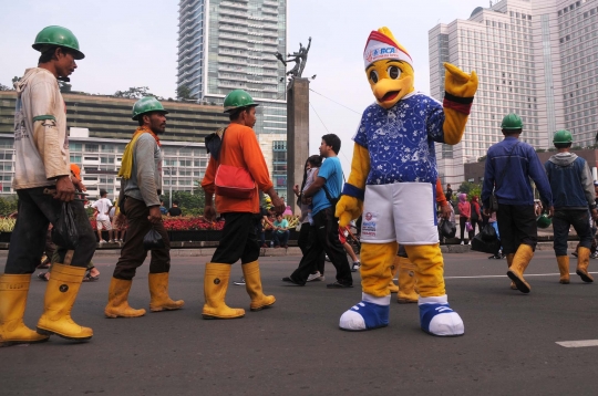 Maskot Indonesia Open 2016 meriahkan Car Free Day di Bundaran HI