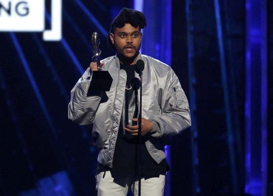 Keren, The Weeknd borong 8 piala Billboard Awards