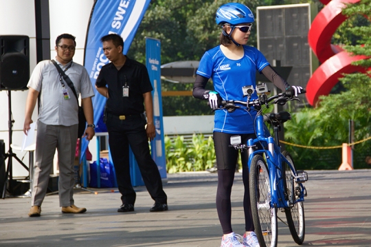 Melihat keberangkatan Haruka JKT48 bersepeda dari Jakarta-Surabaya