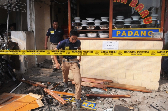 Ini rumah makan Padang di Slipi hancur akibat ledakan tabung gas