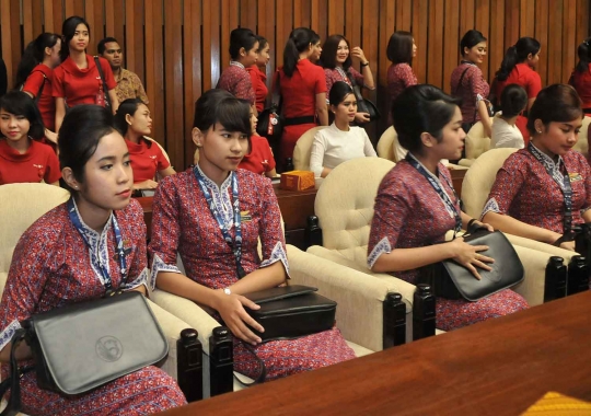 Pramugari cantik Lion Air ikut rapat dengar pendapat di DPR