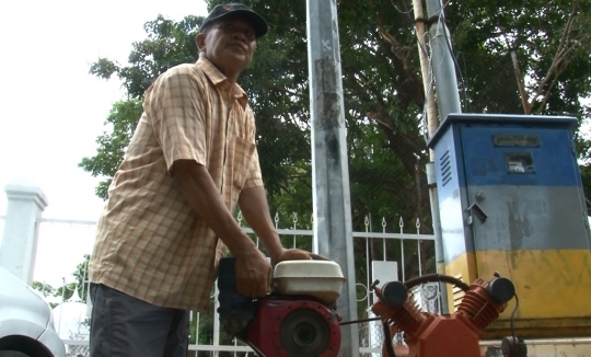 Kisah Aiptu Mustamin, polisi nyambi tukang tambal ban di Makassar