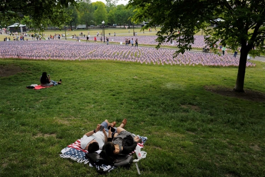 Peringatan Hari Pahlawan, 37 Ribu bendera AS dipajang di Boston