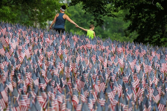 Peringatan Hari Pahlawan, 37 Ribu bendera AS dipajang di Boston