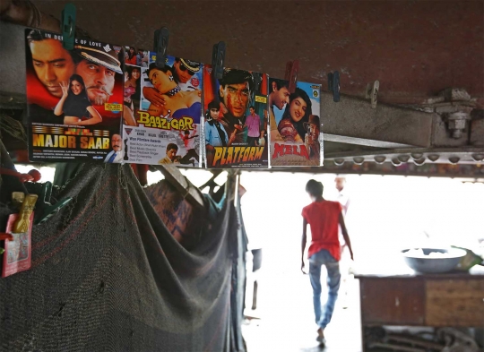 Beginilah bioskop ala warga miskin di India