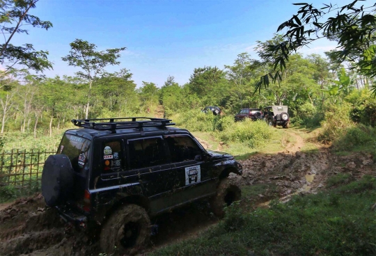 Jelang Ramadan, komunitas Jurnalis 4x4 santuni warga terisolir