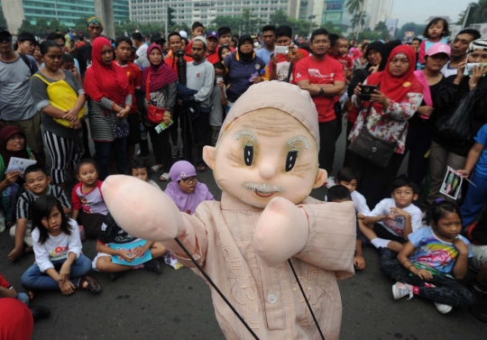 Pendongeng GePPuk hibur anak-anak pengunjung Car Free Day