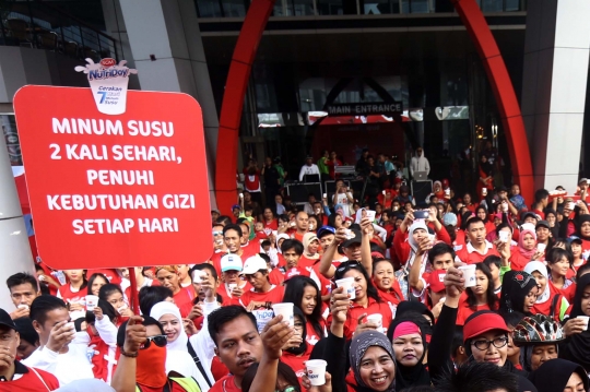 Ribuan warga semarakkan kampanye Gerakan 7 Hari Minum Susu