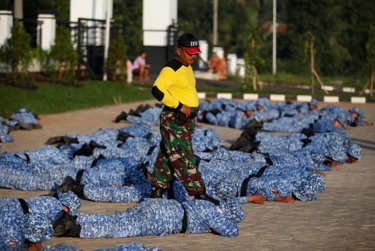 Mengintip kerasnya latihan peserta Bela Negara di Bogor