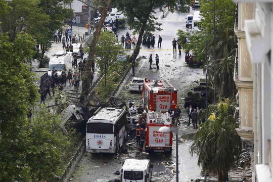 Serangan bom sasar bus polisi Turki, 11 tewas