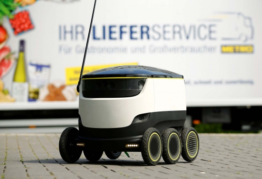 Canggihnya robot pengirim paket berkeamanan ekstra buatan Jerman