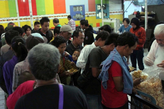 Indahnya Ramadan, vihara di Malang bagikan makanan berbuka gratis