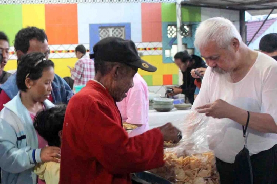 Indahnya Ramadan, vihara di Malang bagikan makanan berbuka gratis