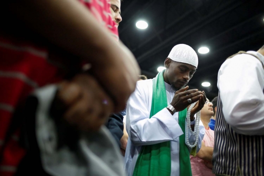 Derai air mata warnai salat jenazah Muhammad Ali