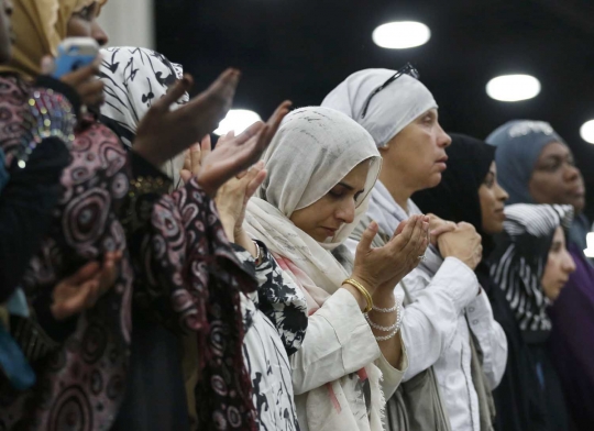 Derai air mata warnai salat jenazah Muhammad Ali