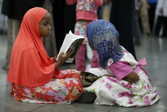 Derai air mata warnai salat jenazah Muhammad Ali