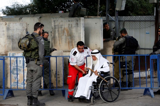 Begini ketatnya pemeriksaan warga Palestina untuk Jumatan di Al Aqsa