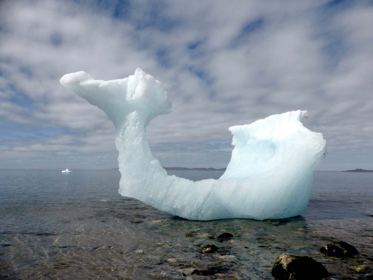 Fenomena gunung es di Greenland mencair akibat cuaca panas