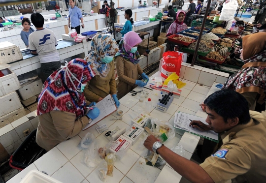 Sidak Pasar 8 Alam Sutera, Pemkot Tangsel temukan tahu berformalin