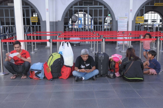 Ketua DPR tinjau kesiapan Stasiun Senen jelang mudik Lebaran