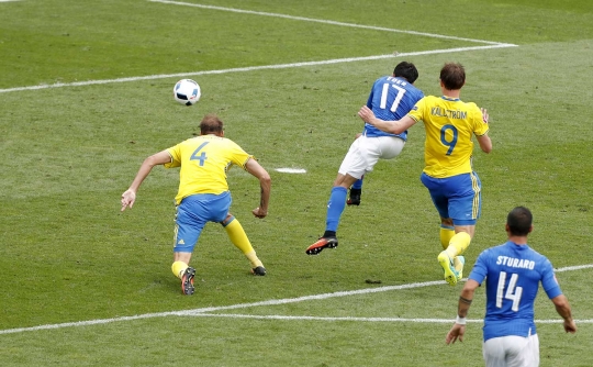 Italia tekuk Swedia 1-0