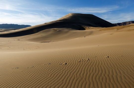 Aneh tapi nyata, bukit pasir di Kazakhstan ini bisa bernyanyi