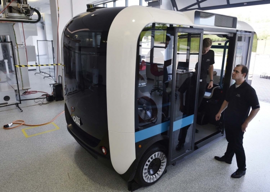 Canggihnya Olli si minibus pintar tanpa pengemudi
