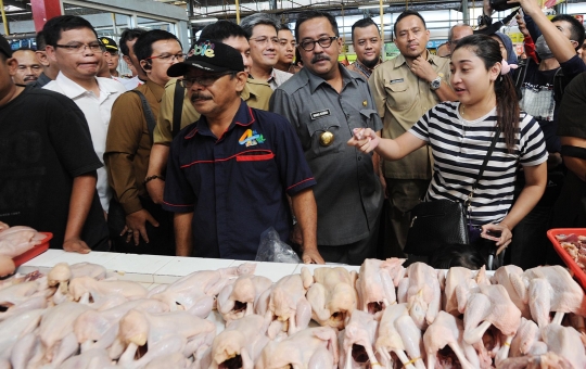 Rano Karno dan BPOM sidak Pasar Modern BSD