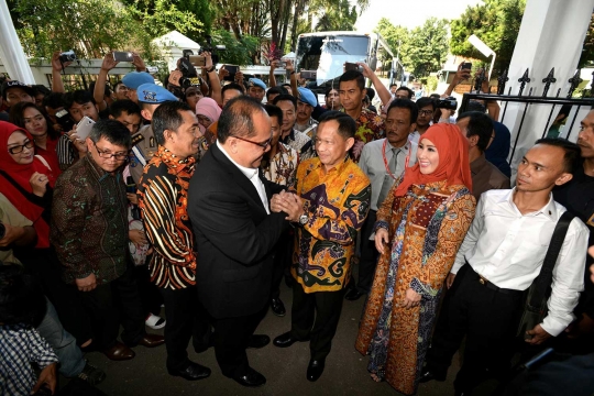 Komisi III DPR sambangi kediaman calon Kapolri