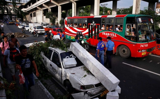 Dramatisnya simulasi gempa di Filipina