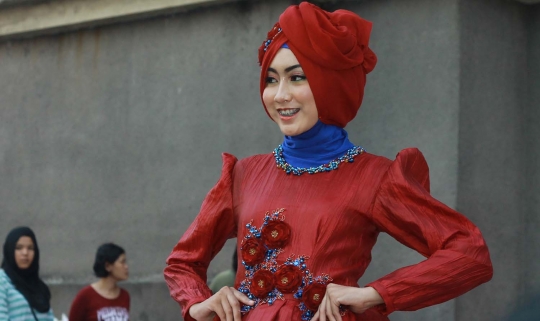 Kediri Beauty meriahkan ngabuburit di Simpang Lima Gumul