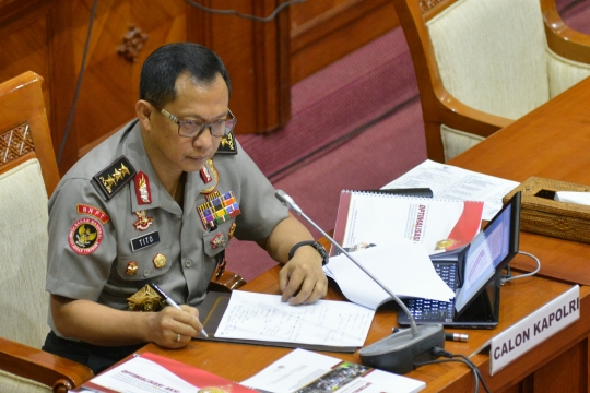 Perwira tinggi Polri kawal Tito Karnavian jalani tes di DPR