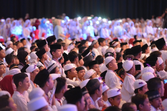 Jusuf Kalla buka puasa bersama 3.500 anak yatim di JCC