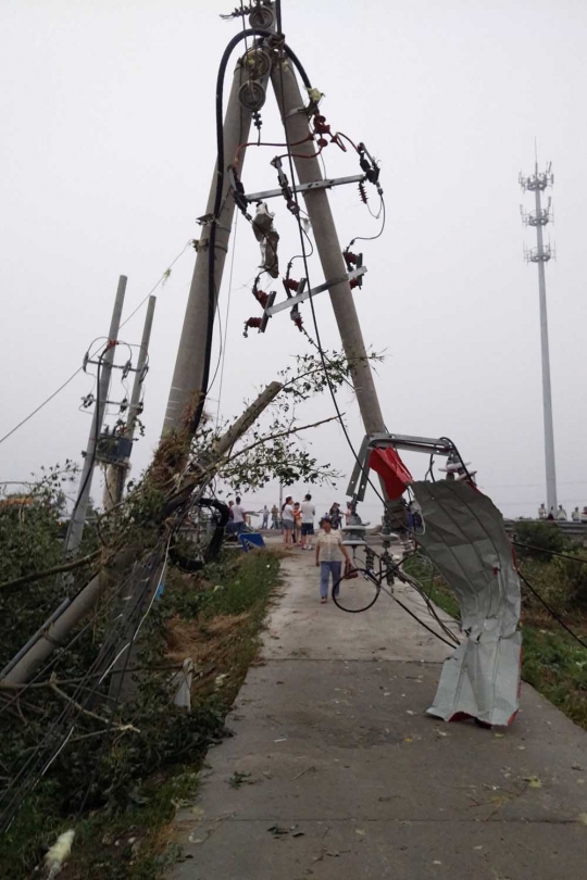 Dahsyatnya terjangan tornado tewaskan 51 orang di China