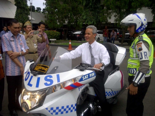 Ganjar Pranowo pimpin gelar pasukan persiapan mudik Lebaran 2016