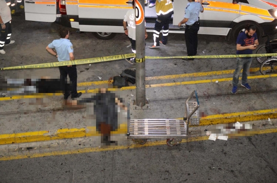 Suasana mencekam Bandara Istanbul usai serangan bom bunuh diri