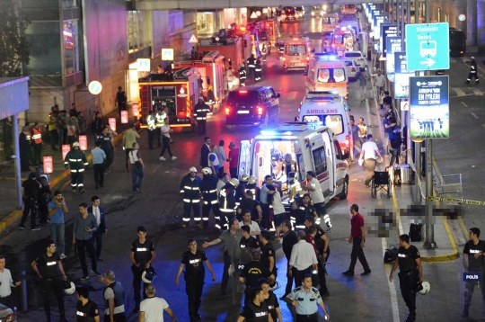 Suasana mencekam Bandara Istanbul usai serangan bom bunuh diri