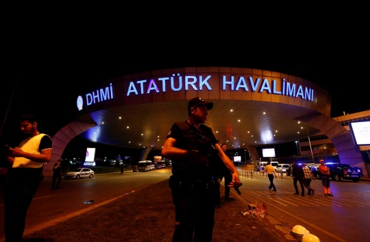 Usai penyerangan bom, pengamanan bandara Istanbul berlapis