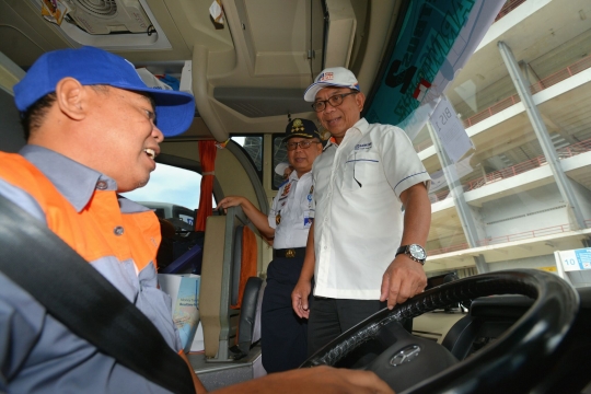 Badut meriahkan pelepasan mudik gratis bareng BRI di Senayan