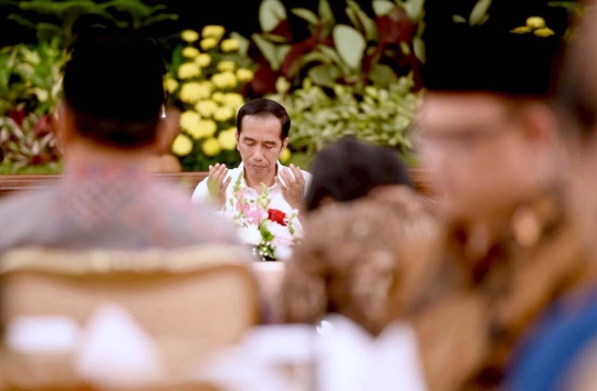 Keseruan Presiden Jokowi buka bersama ratusan wartawan di Istana