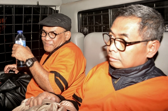 Ekspresi I Putu Sudiartana saat resmi ditahan KPK