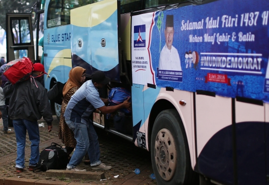 SBY lepas peserta mudik gratis di Senayan